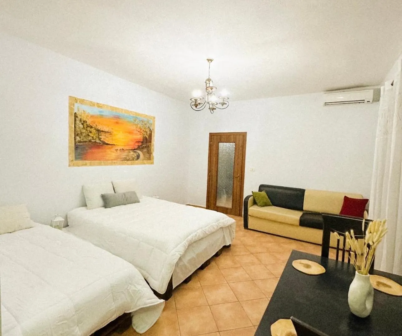 Tate Beachfront Apartment Durres